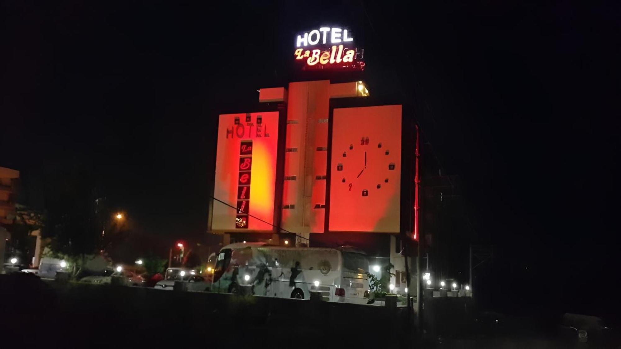 Hotel La Bella سوما المظهر الخارجي الصورة