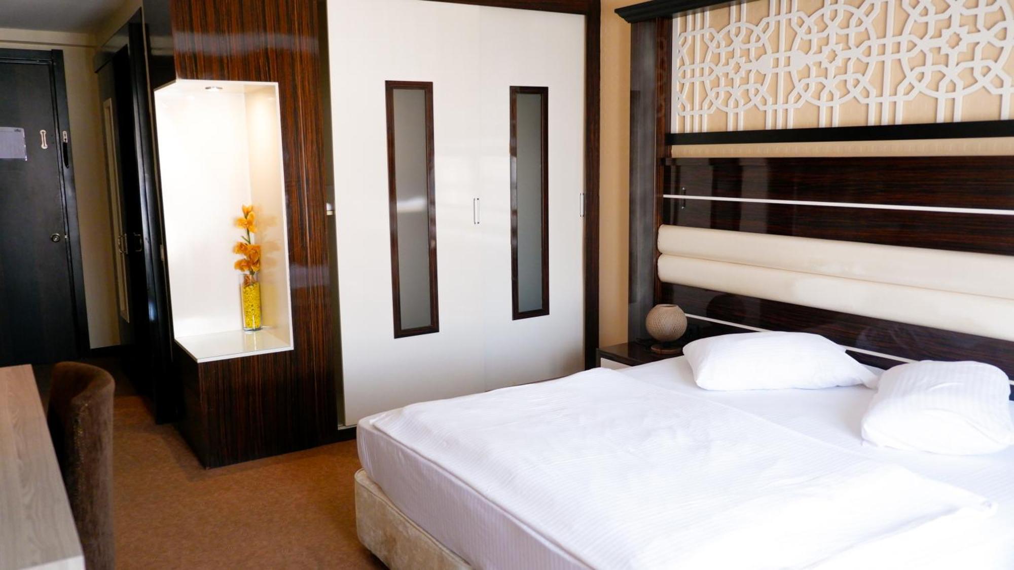 Hotel La Bella سوما المظهر الخارجي الصورة